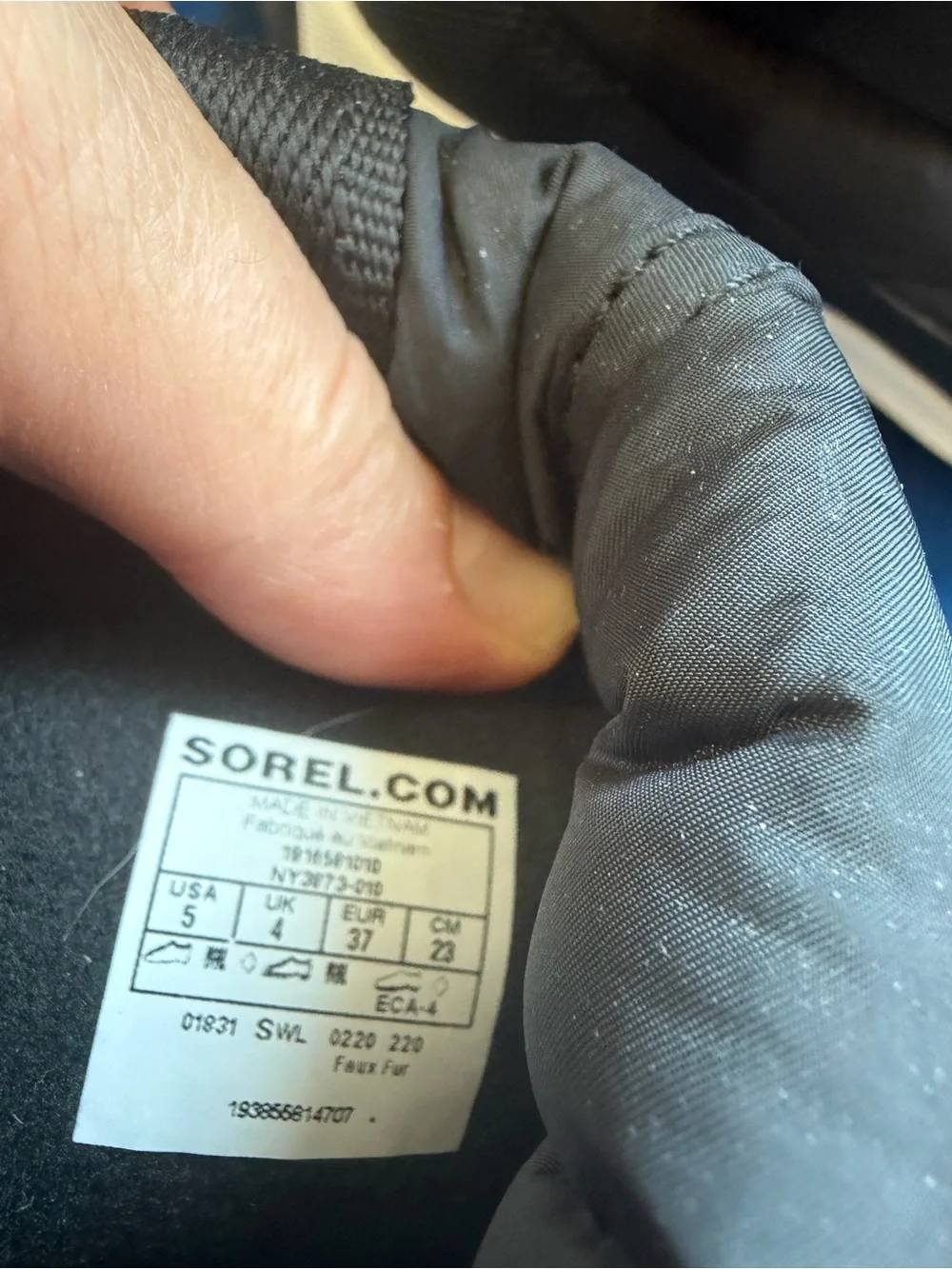 Sorel Kids Black and White Puffy Winter Boot. New.
